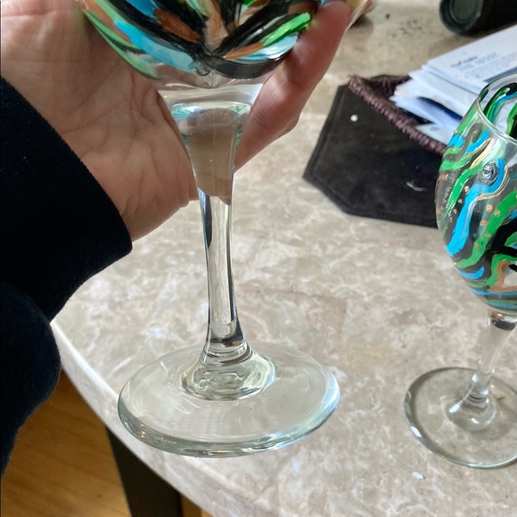 Hand painted Peacock Feather wine glasses set of 2 - Picture 5 of 5